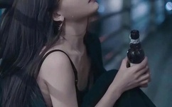 亚洲一卡2卡3卡4卡国色天香app